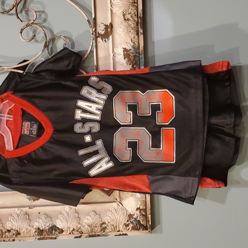 3 piece short set boy size 4